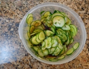 Comendo Pepino 6